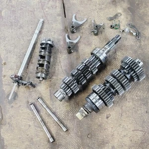 2000-2001 NINJA ZX9R TRANSMISSION TRANNY GEARS SHAFT Sc - Picture 1 of 11