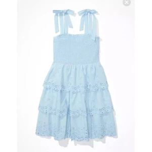 American Eagle Blue 100% Cotton Eyelet Tiered Sleeveless Summer Mini Dress XL - Picture 1 of 8