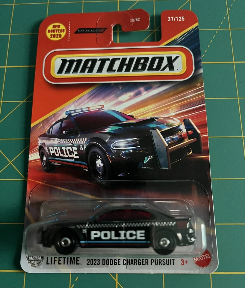 Cargador Dodge Matchbox 2023 2025 persecución policía MBX rescate 37/125 negro nuevo 2025 Foto 1 de 1