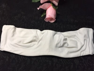 Sujetador adorable talla us 32c it2a eu70c sin tirantes sin relleno inalámbrico blanco Foto 1 de 4