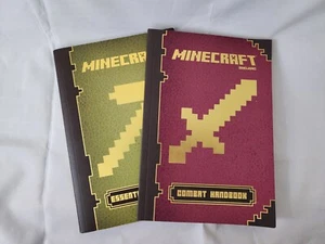 Minecraft Handbooks Set of 2 Paperbacks both in Like New Condition - Imagen 1 de 2
