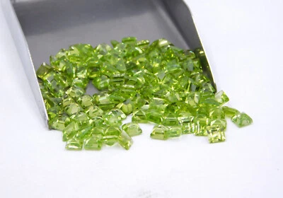 5 MM Natural Peridot Square Cut Loose Gemstone For Jewelry Making P-3355 - Image 1 of 4