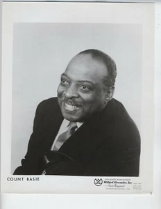 ORIGINAL COUNT BASIE JAZZ VINTAGE FOTO JAZZMUSIKER 8 X 10 ZOLL D - Bild 1 von 1