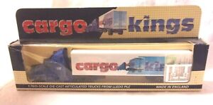 KKar Lledo - Cargo Kings - Kenworth T600 - Blue Cab White Trailer - Cargo Kings 