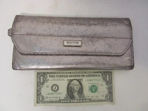 Kenneth Cole REACTION wallet Many card slots and pockets silver faux leather - Picture 1 of 6