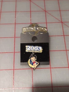 Spilla bavero ufficiale Universal Studios Betty Boop 2003 vintage metallo smaltato nuova - Foto 1 di 1