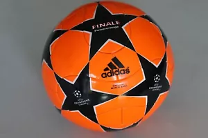 Adidas Ball 2006 Powerorange - Champions League snow conditions - Foto 1 di 9