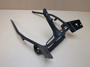 BMW R1100GS 1994 32,797 miles front main fairing bracket (7188) - Picture 1 of 6