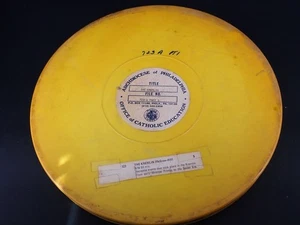Vintage 16mm Movie The Kremlin on Metal Reel as a Commentary by McGrawHill AS IS - Picture 1 of 7