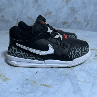 Jordan Legacy 312 Niño Pequeño Juvenil Talla 8C Zapatos Negro Gris Atlético Tenis Bajos Foto 1 de 4