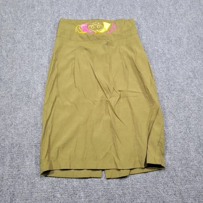 Saia lápis feminina Club Z média verde oliva bordada cintura carreira casual - Imagem 1 de 4