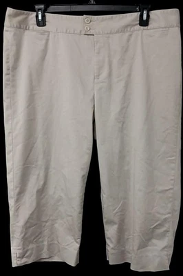 Dockers 20W beige multi pockets spandex stretch capri pants - Image 1 of 4