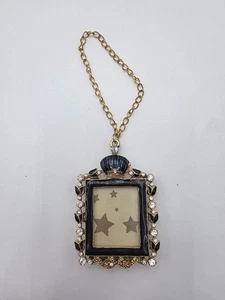 Small Picture Frame With Short Hanging Chain 1" x 1 1/2" - Picture 1 of 4
