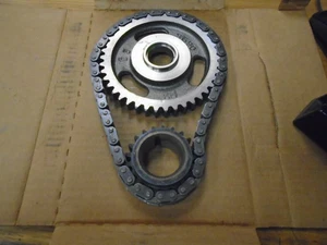 NOS! Dynagear 73077 Precision Automotive Timing Chain and Gear Set GM 5.0L 5.7L - Picture 1 of 3