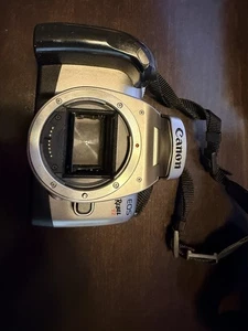 Canon EOS Rebel T2 Camera - Black (Body Only) - Picture 1 of 5