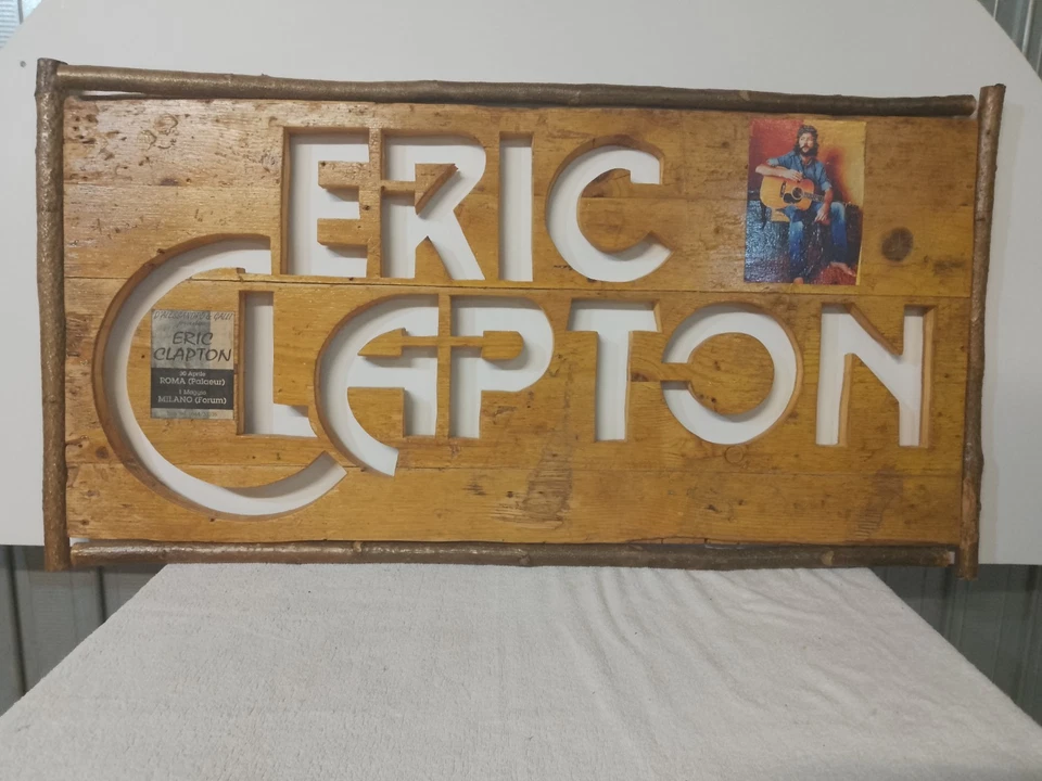 Eric Clapton  INSEGNA LEGNO FATTA A MANO Serie Rock 09 - Immagine 1 di 4
