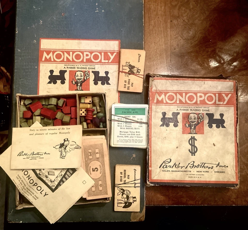 Vintage 1946 Monopoly Game Patent 2.026.082 Cards w/ Board Pieces READ details - Image 1 of 4