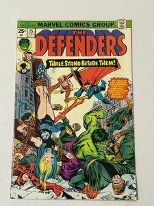 Defenders # 25 (7/75) Bronze Age Comic Book - Imagen 1 de 7