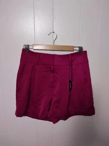 NWT Express Pleated Polyester Fuchsia Dress Shorts Women's 6 Pockets  - Picture 1 of 9
