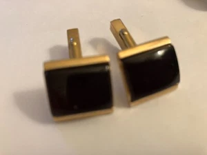 VINTAGE ESTATE BLACK COBACHON ON GOLD TONE CUFF LINKS - Picture 1 of 2