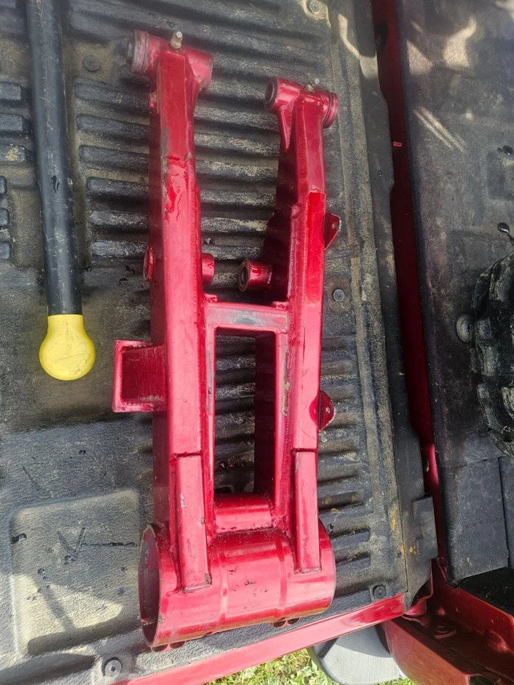 Houser 2004-2005 Yfz450 swingarm 22.5 long  - Image 1 of 4