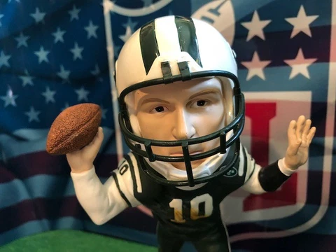CHAD PENNINGTON NEW YORK JETS Game Breaker Upper Deck Collectible Figure Cover
