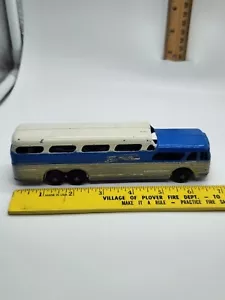 Vintage Tootsie Toy "SCENICRUISER" Greyhound Diecast Toy Bus 50's/60's - Picture 1 of 6