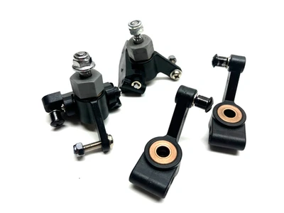 Vintage Traxxas Stampede 2WD Steering Hubs Uprights & Copper Bearings R7 - Image 1 of 4