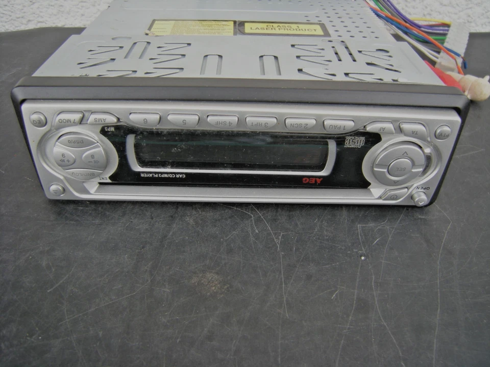 original Autoradio AEG CS FMP 200 CAR CD/MP3 Player mit Kabelanschluss. - Bild 1 von 4