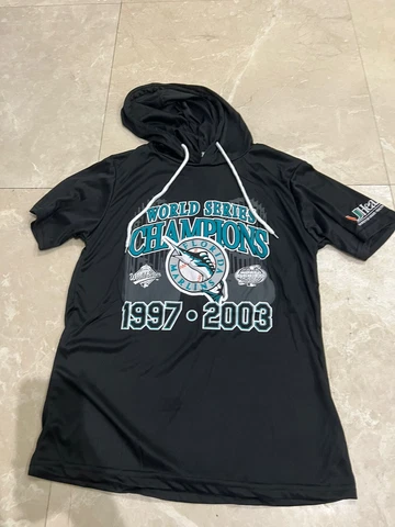 Miami / Florida Marlins 1997 - 2003 World Series Champions Short Sleeve Hoodie M Cover