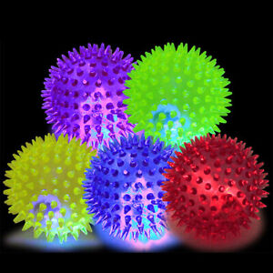 6PC Light up Spike balls Fetching Pets Dogs Play Toys Flashing Lights Squeaker
