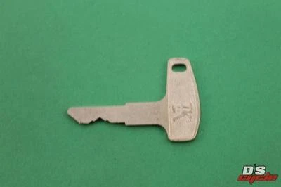 Предварительно нарезанный сменный ключ No 154 F6 F7 27008-041-54 Kawasaki новый из старых запасов - Изображение 1 из 4