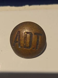 Botón A.D.T de Hoole MFG Co. 40 Bond St. NY  - Imagen 1 de 9