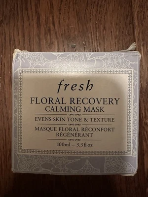 Máscara calmante recuperación floral FRESCA tono uniforme y textura 3,3 oz 100 ml tamaño completo $72 Foto 1 de 4