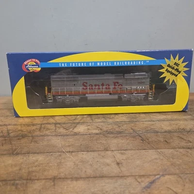 Athearn HO Scale ATSF Santa Fe Warbonnet GP60B Diesel Locomotive #326 DCC Ready - Image 1 of 4