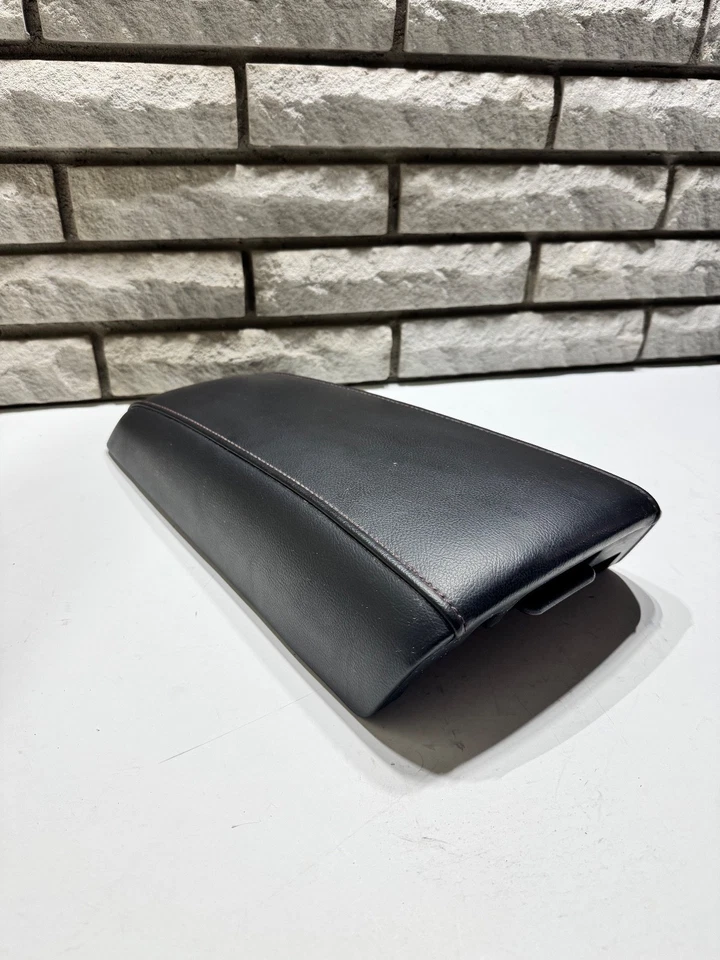 2011-2014 Ford Edge Center Console Arm Rest Armrest Lid Top Black Leather OEM - Image 1 of 4