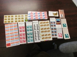 20-55 Cent selbstklebende komplette Hefte, Nennwert 385,74 $, postfrisch NH - Bild 1 von 2