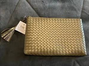 NEW Virginia Wolf Gold Woven Clutch Bag Purse Tassel NWT With Bag - Picture 1 of 2