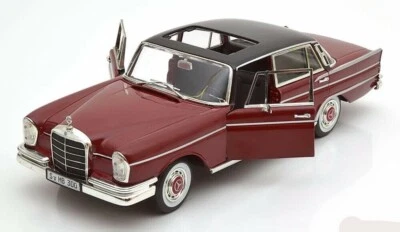 Revell Mercedes-Benz 1:18 W112 300SE 1965 Black Red 08854 Limited Edition 1000  - Image 1 of 3