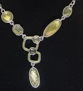 "Collar de cadena multihiebra de cristal con respaldo de lámina verde tono plata Lia Sophia 19""" - Imagen 1 de 12