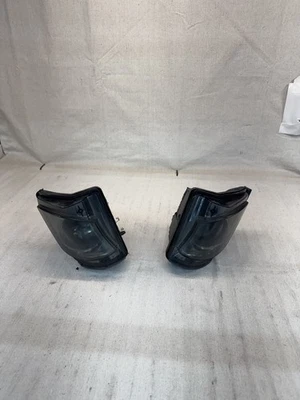 Carcasa antiniebla OEM para conductor y pasajero Lexus IS250 2006-2010 IS350 Foto 1 de 4