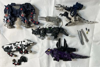 Vintage 2001 Battle Champions Hasbro Zoids Animal robots Figure Lot - Image 1 of 4
