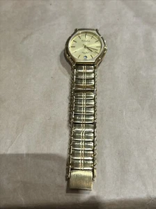 Vintage Dufonte Lucien Piccard Quartz Watch Day Watch Runs Great - Picture 1 of 13