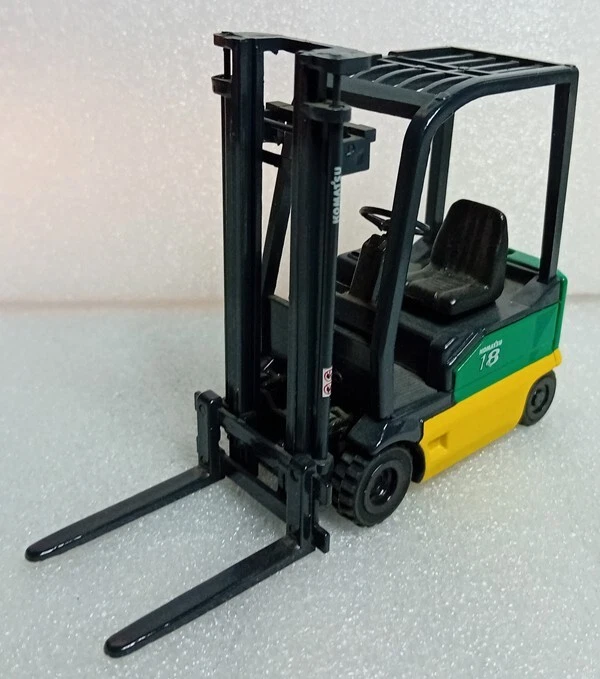 KOMATSU 18 MULETTO scala 1/25 OLD CARS OLCKOM4 - Immagine 1 di 2