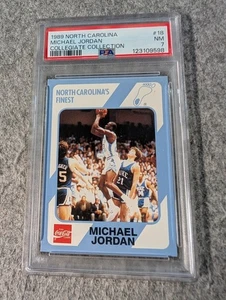 Carolina del Norte 1989 Michael Jordan #18 PSA 7 casi nuevo tacones alquitranados UNC Coca-Cola - Imagen 1 de 1