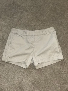 Loft Outlet Womens Chino Shorts Beige Size 4 Pockets 4" Short - Picture 1 of 4