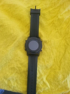 博柏利 Sport BU7715 44 毫米 10ATM 石英不锈钢数字手表 — 第 1/4 张图片