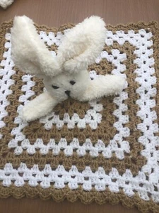 Hand Knitted Baby comforter chunky bunny new design, Beige and white   ,New - Picture 1 of 2