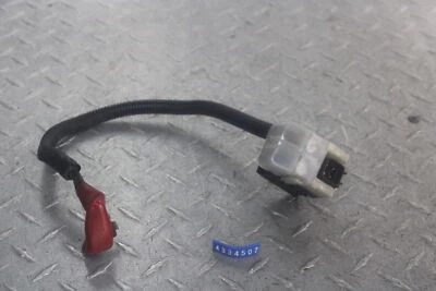 Suzuki GZ250 2004 relé de arranque del motor interruptor del motor de arranque Foto 1 de 4