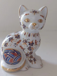 Vintage Imari Porcelainware Cat Made In Japan Gold Tone Gilding - Picture 1 of 7